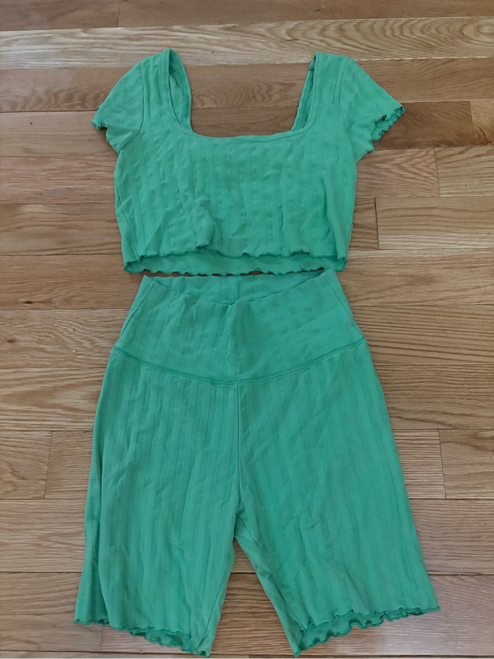 Offline - Green Ribbed Crop Top and Bike Short Set